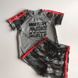 Light weight. 2 pc . 100% polyester